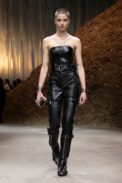 00028-alexander-mcqueen-fall-2022-ready-to-wear-credit-brand-1.jpeg