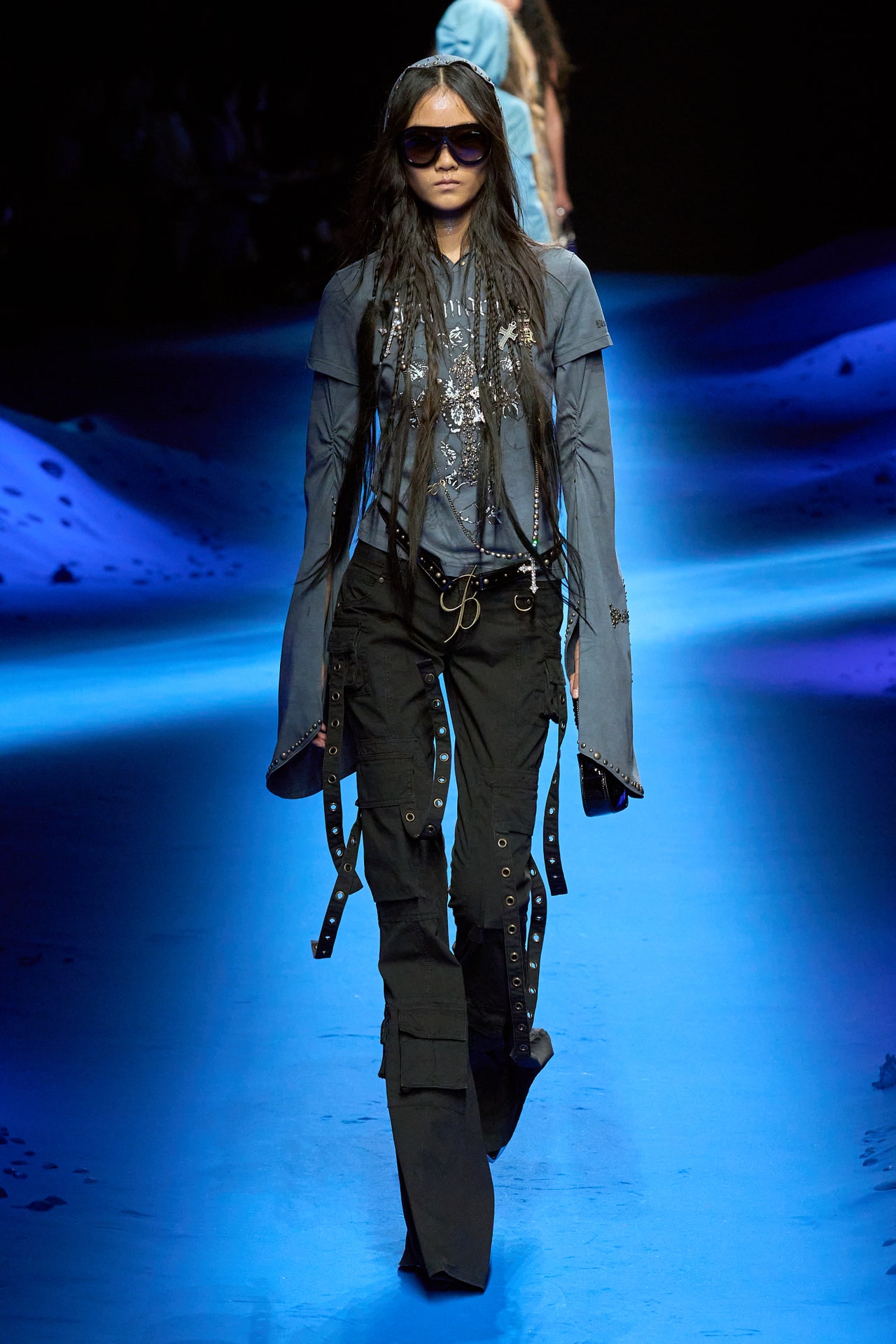 00028-blumarine-spring-2023-ready-to-wear-credit-gorunway