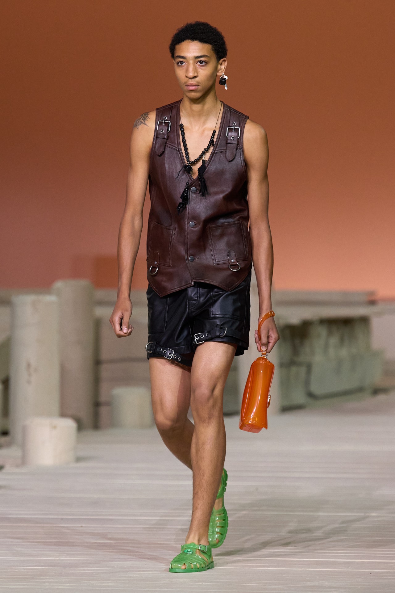 00028-coach-spring-2023-ready-to-wear-credit-gorunway