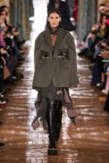 00028-sacai-fall-2022-ready-to-wear-paris-credit-gorunway-1.jpg
