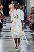 00028-simone-rocha-spring-2023-ready-to-wear-credit-gorunway