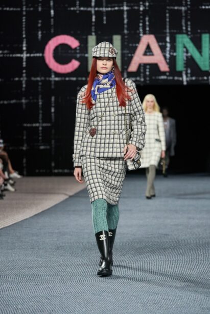 00029-chanel-fall-2022-ready-to-wear-paris-credit-gorunway-1.jpeg