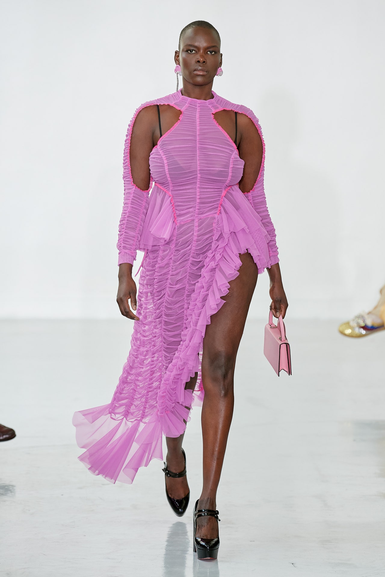 00029-ester-manas-fall-2022-ready-to-wear-paris-credit-isidore-montag-gorunway-1.jpeg