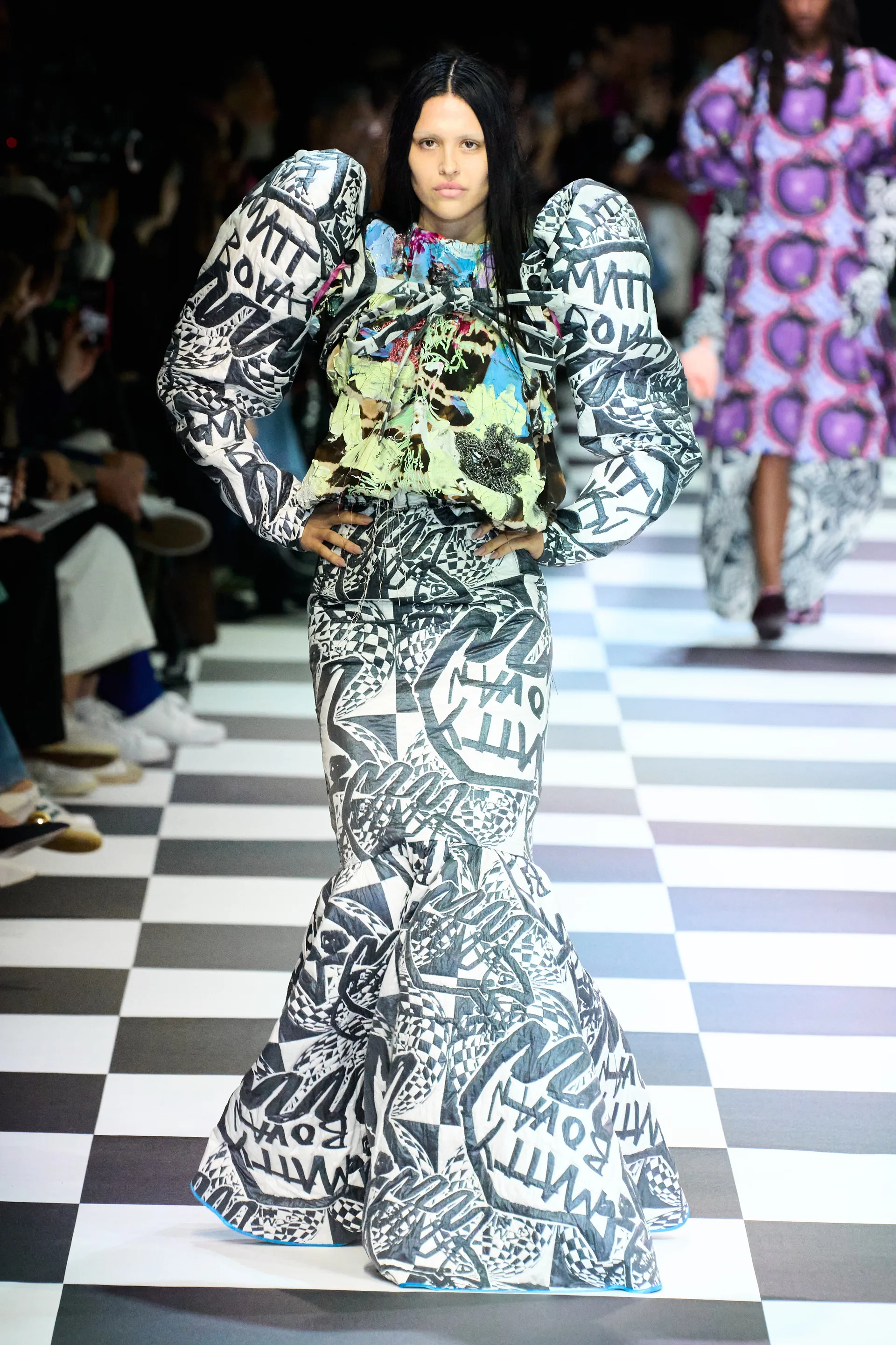 00029-matty-bovan-spring-2023-ready-to-wear-credit-gorunway