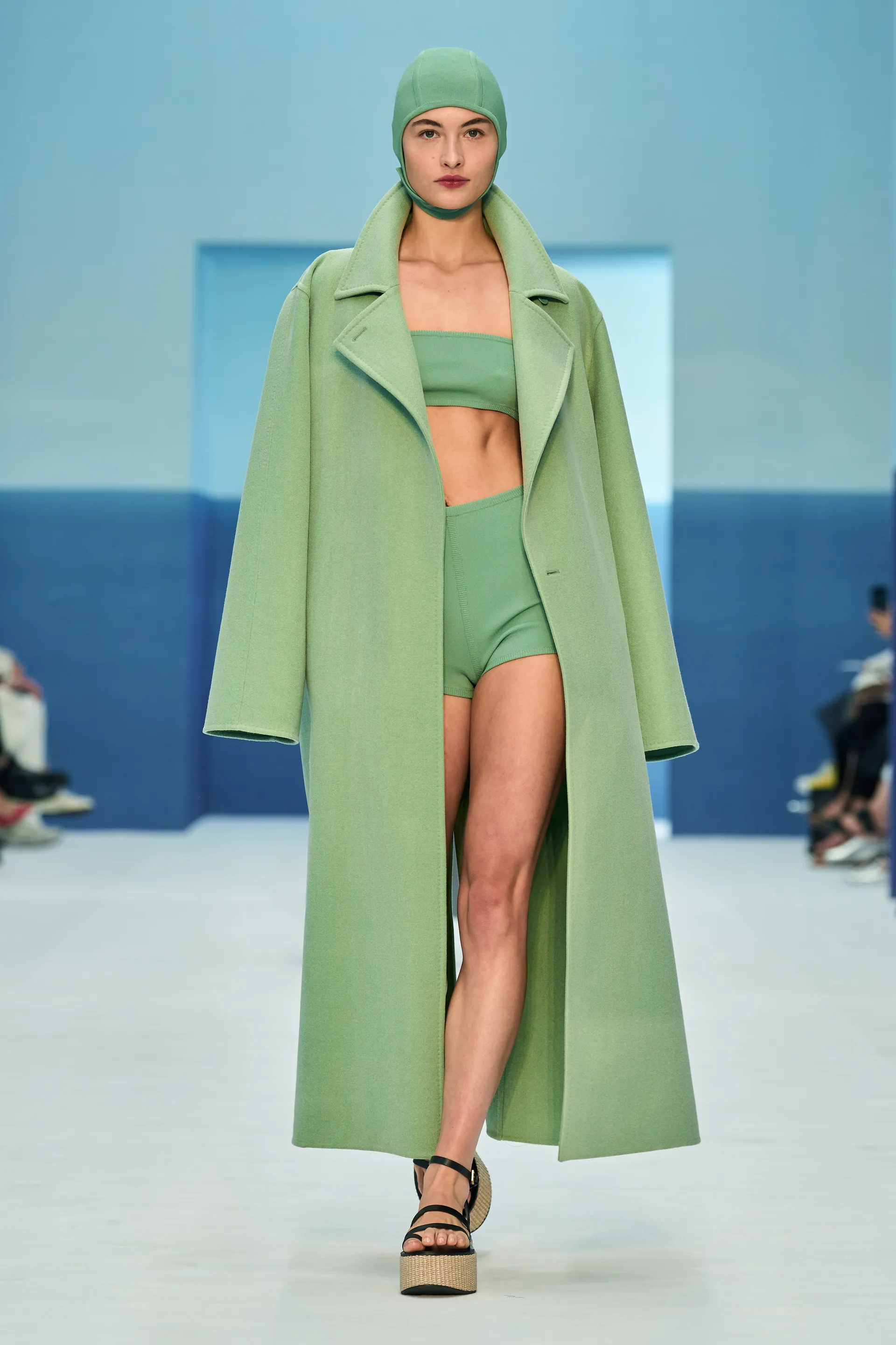 00029-max-mara-spring-2023-ready-to-wear-credit-gorunway