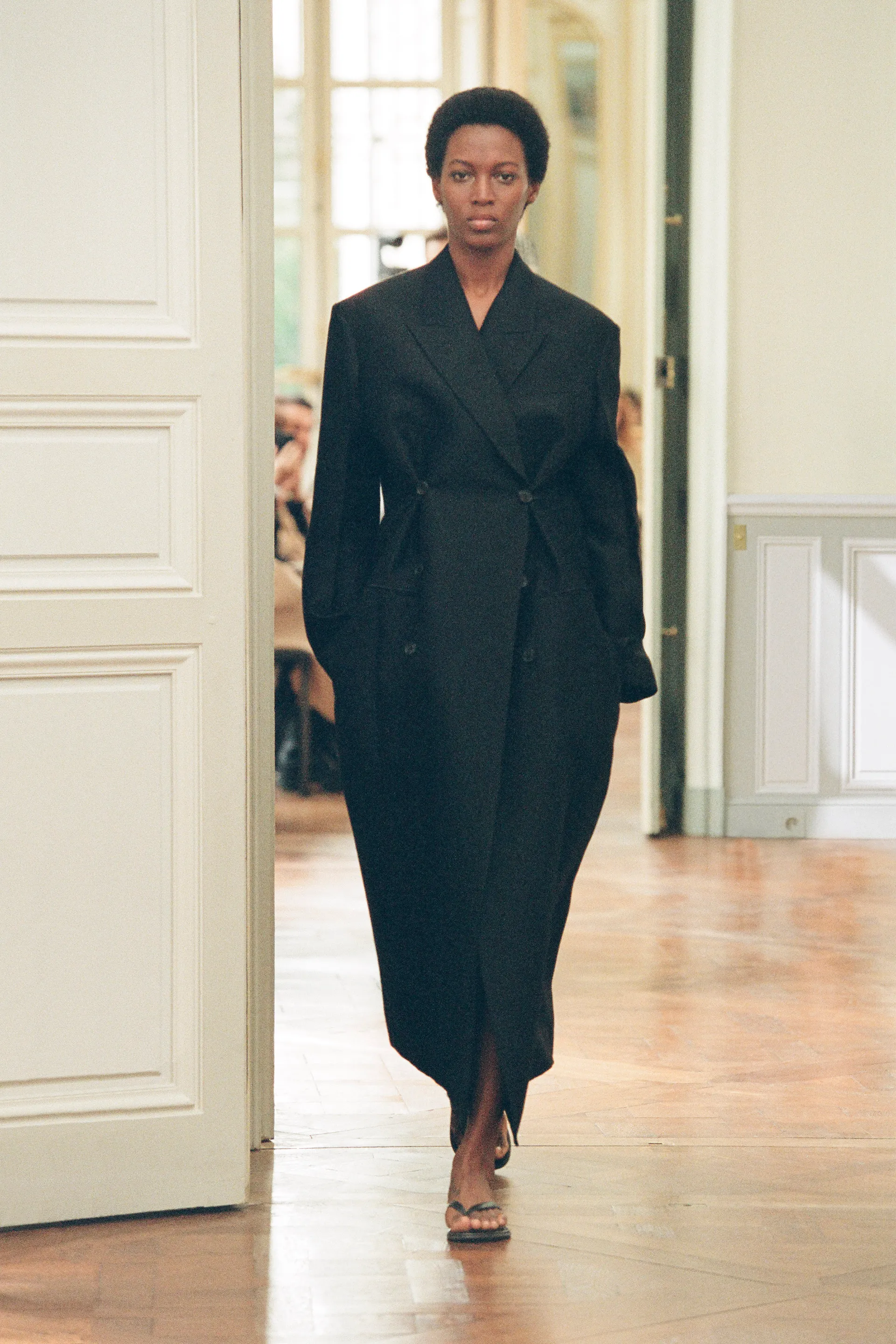 00029-the-row-pre-fall-2023-credit-brand