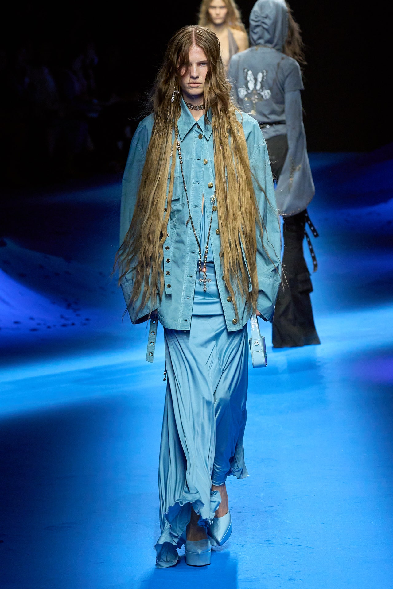 00030-blumarine-spring-2023-ready-to-wear-credit-gorunway