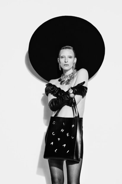 00030-schiaparelli-fall-2022-ready-to-wear-paris-credit-brand-3.jpeg
