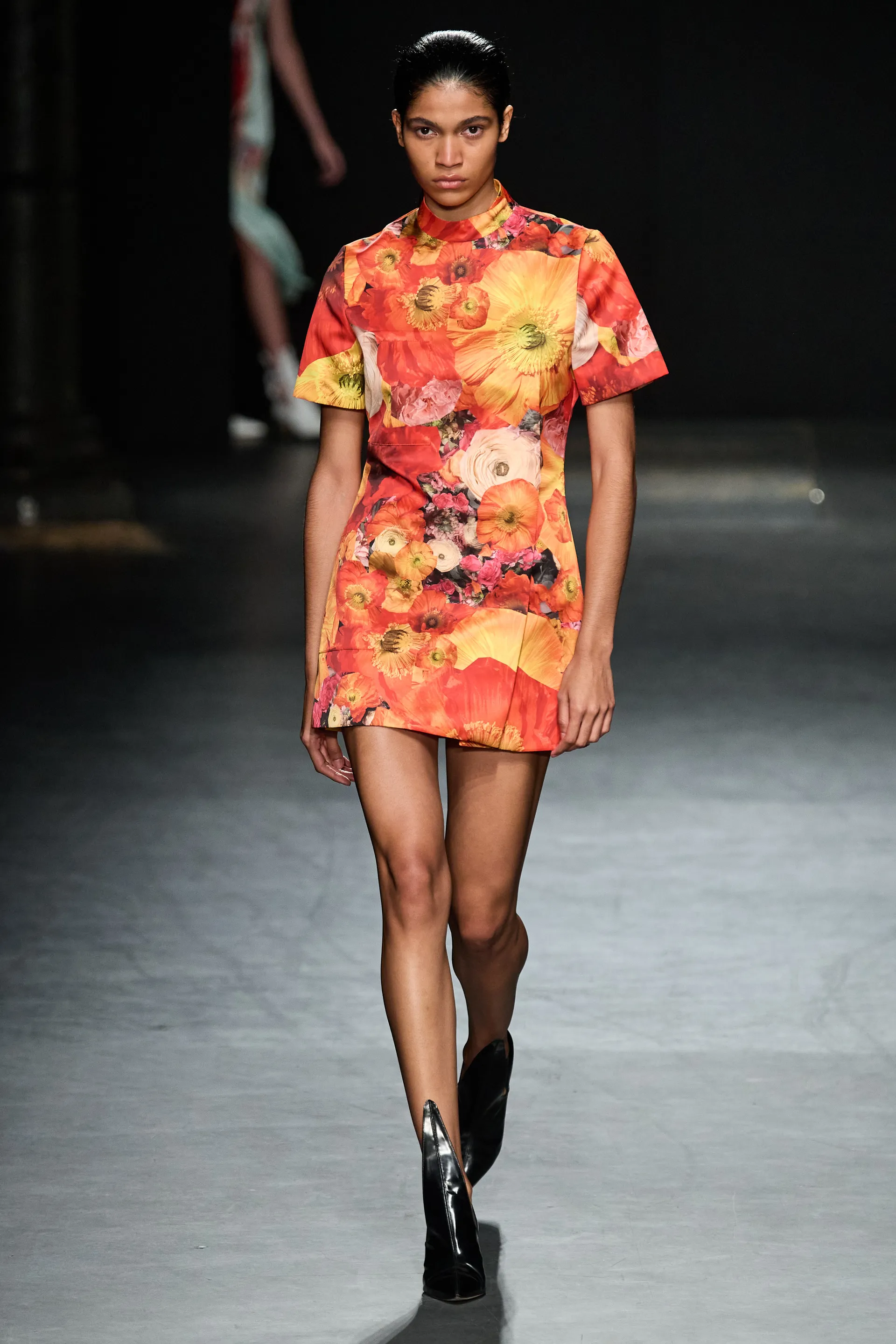 00031-christopher-kane-spring-2023-ready-to-wear-credit-gorunway