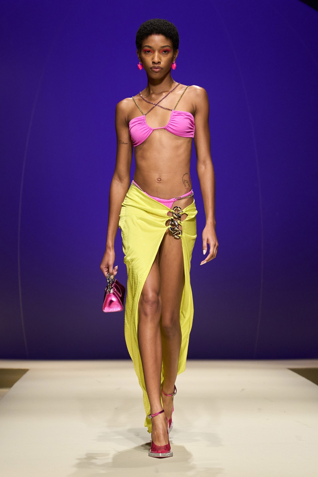 00031-gcds-spring-2023-ready-to-wear-credit-gorunway