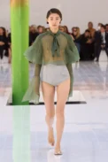 00031-loewe-spring-2023-ready-to-wear-credit-gorunway