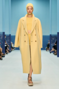 00031-max-mara-spring-2023-ready-to-wear-credit-gorunway