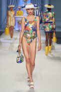00031-moschino-spring-2023-ready-to-wear-credit-gorunway