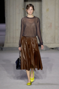 00031-tods-spring-2023-ready-to-wear-credit-gorunway