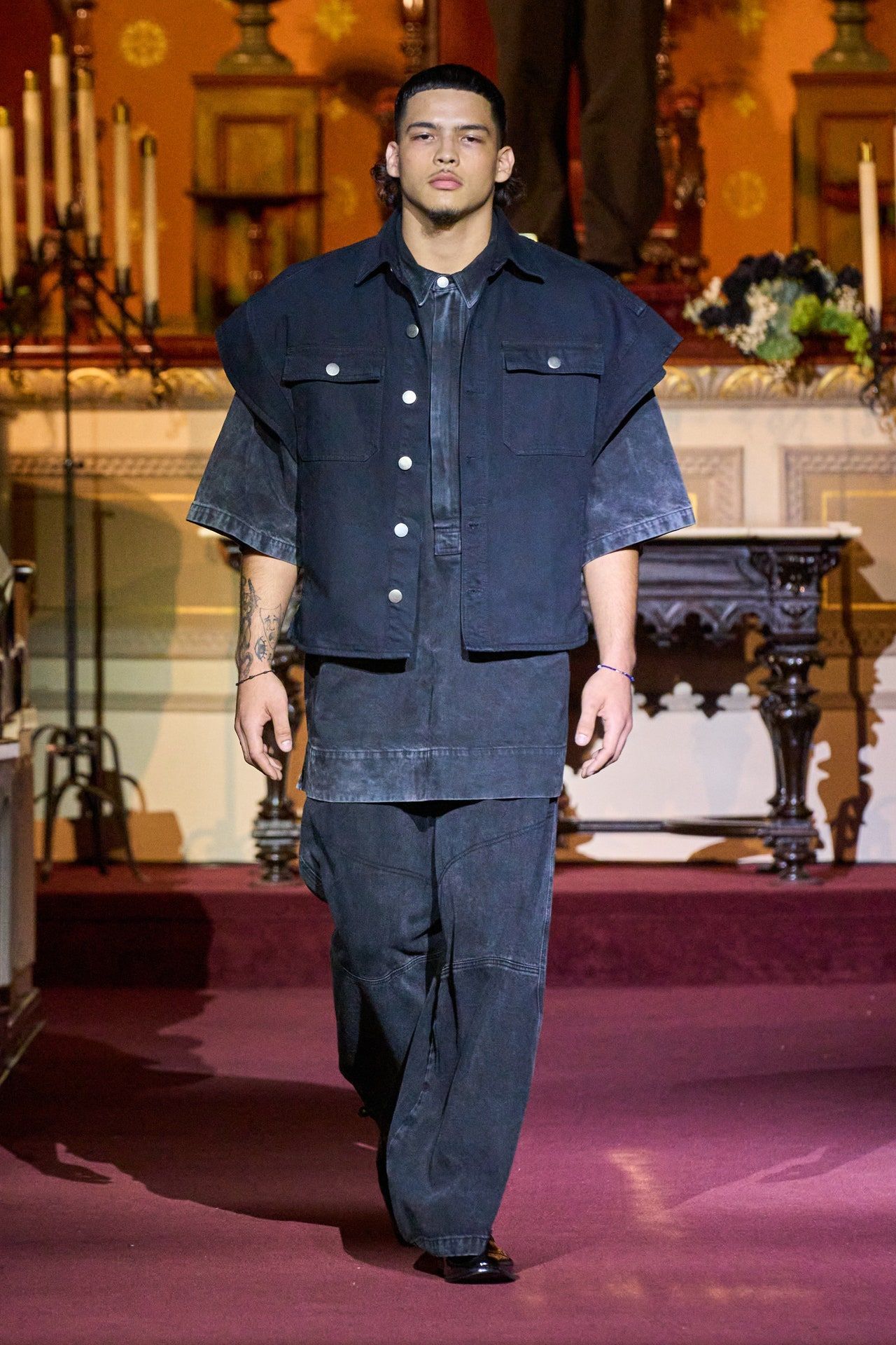 00031-willy-chavarria-spring-2023-menswear-credit-gorunway