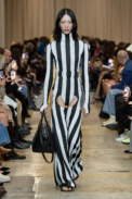 00032-burberry-spring-2023-ready-to-wear-credit-brand