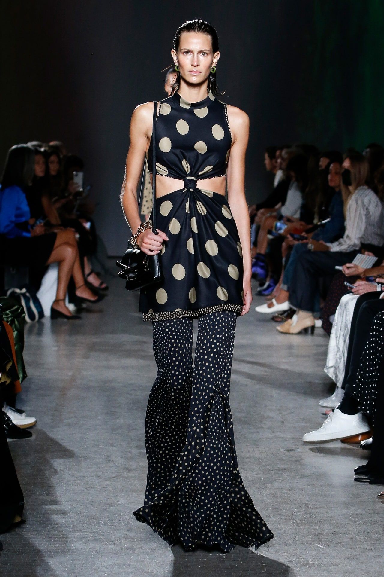 00032-proenza-schouler-spring-2023-ready-to-wear-credit-monica-feudi