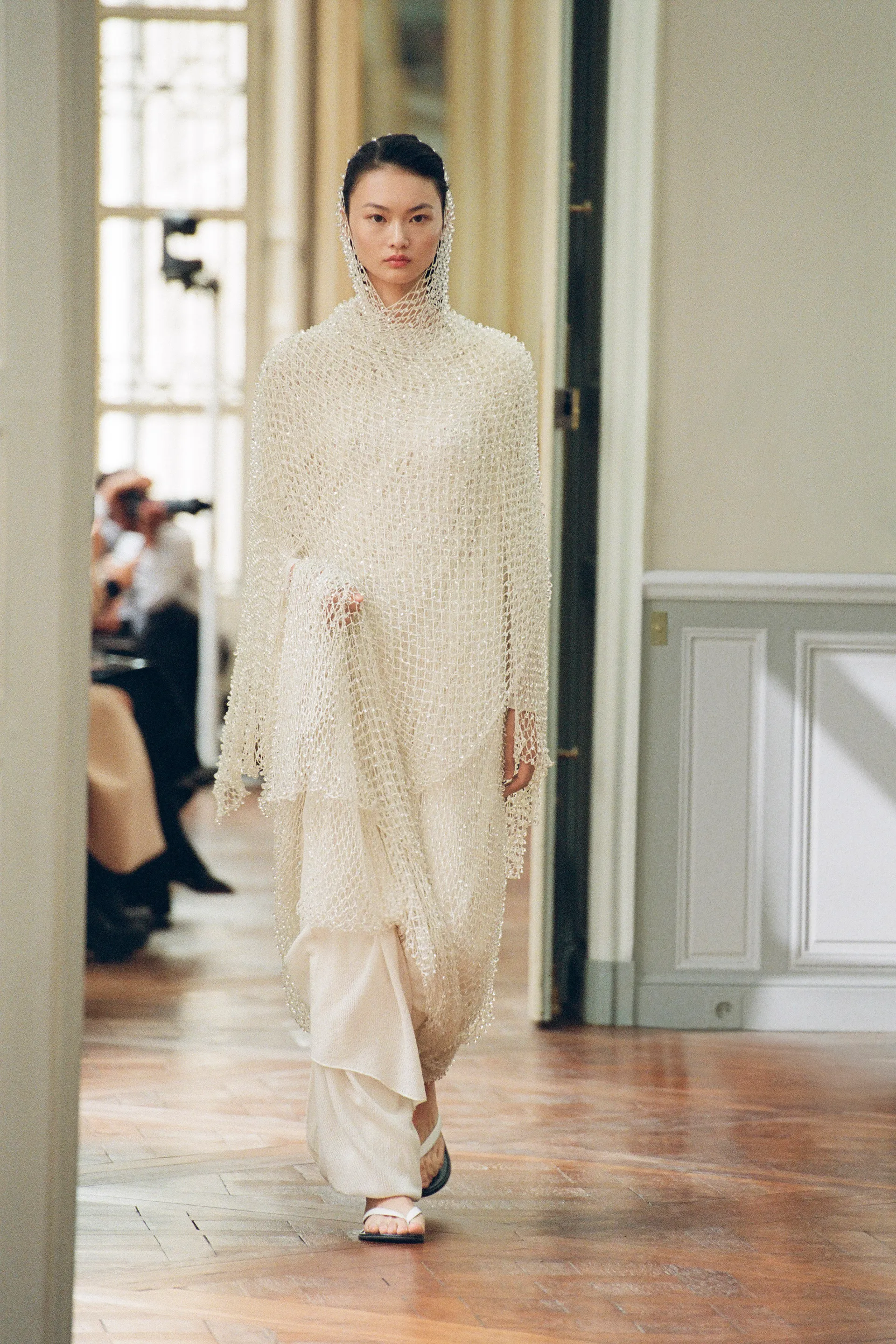 00032-the-row-pre-fall-2023-credit-brand
