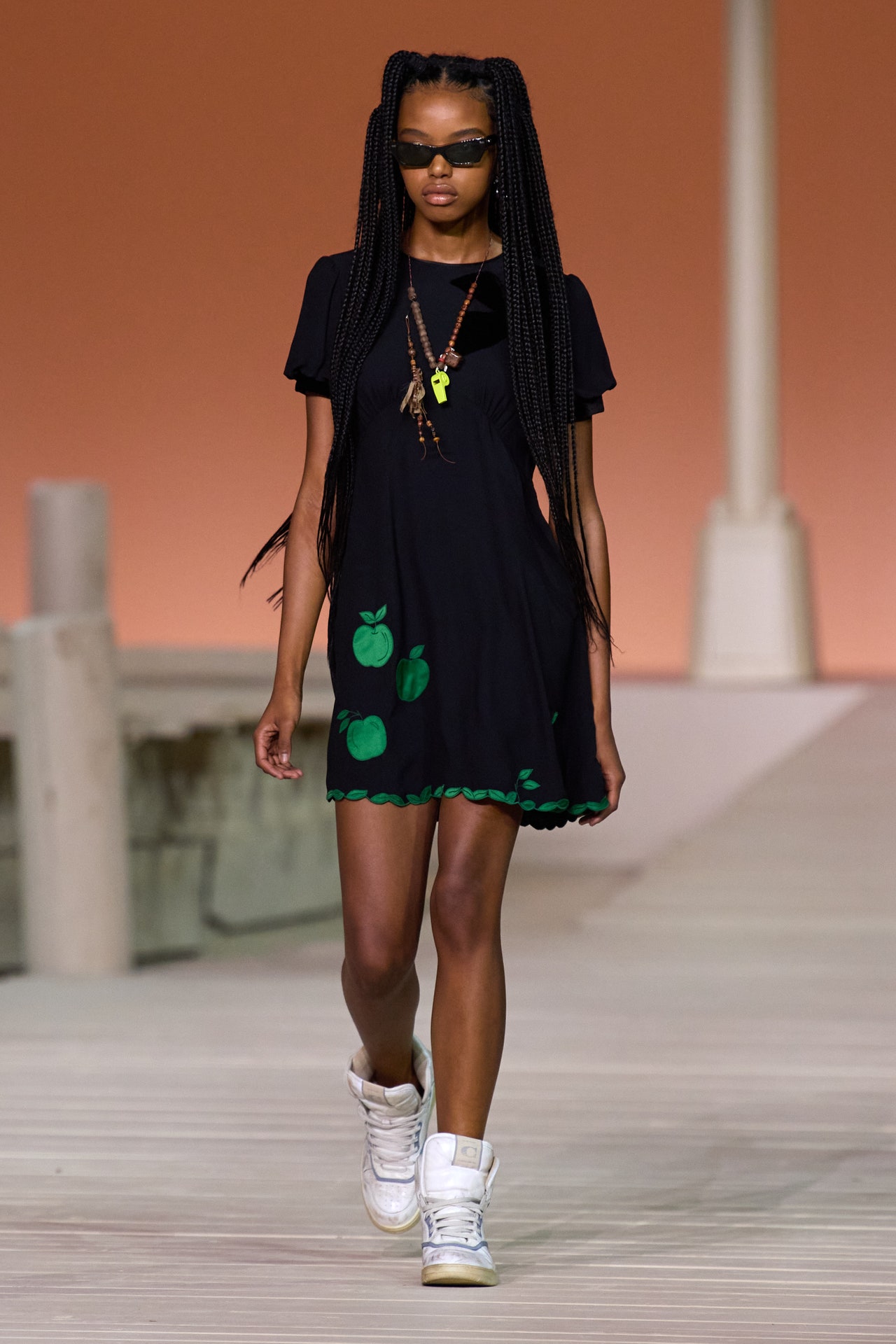 00033-coach-spring-2023-ready-to-wear-credit-gorunway
