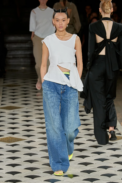 00033-undercover-spring-2023-ready-to-wear-credit-gorunway
