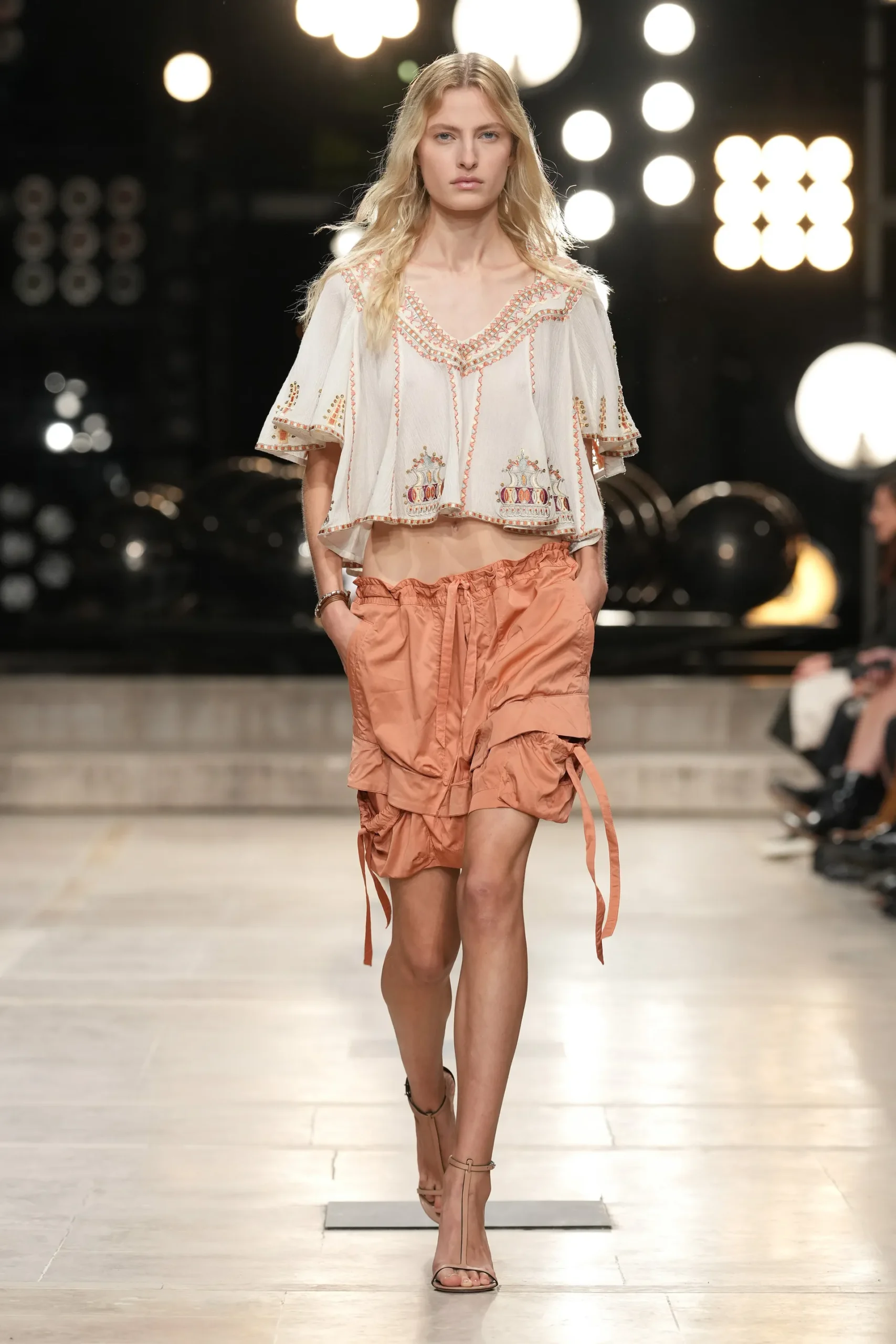00034-isabel-marant-spring-2023-ready-to-wear-credit-gorunway