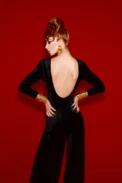 00034-schiaparelli-spring-2023-ready-to-wear-credit-brand