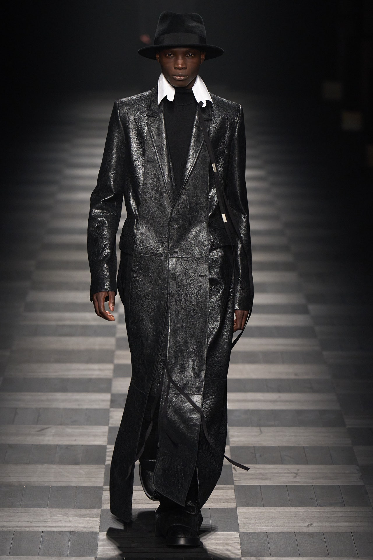 00035-ann-demeulemeester-fall-2022-ready-to-wear-paris-credit-filippo-fior-gorunway-1.jpeg