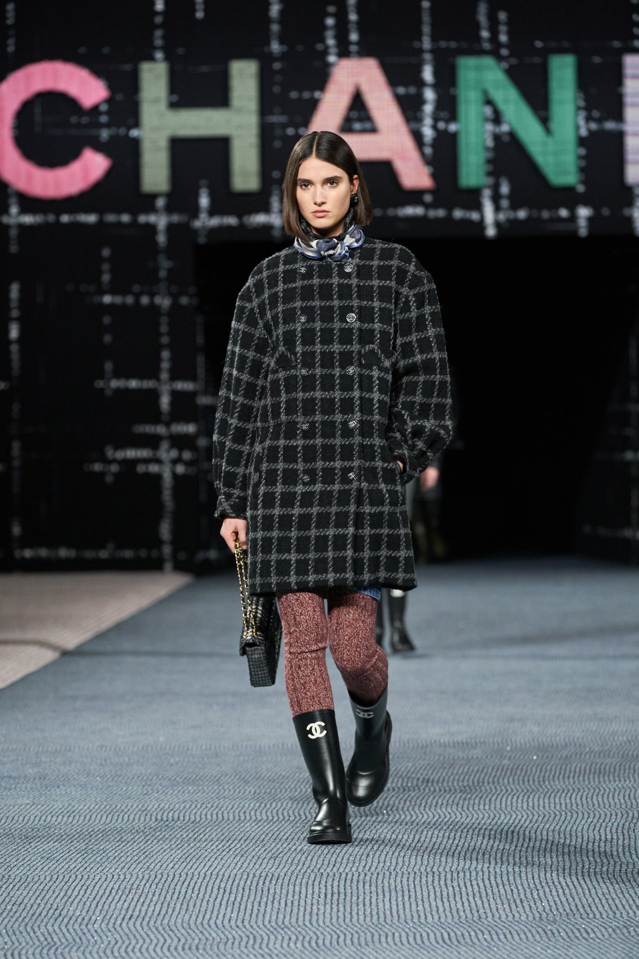 00035-chanel-fall-2022-ready-to-wear-paris-credit-gorunway-1.jpeg