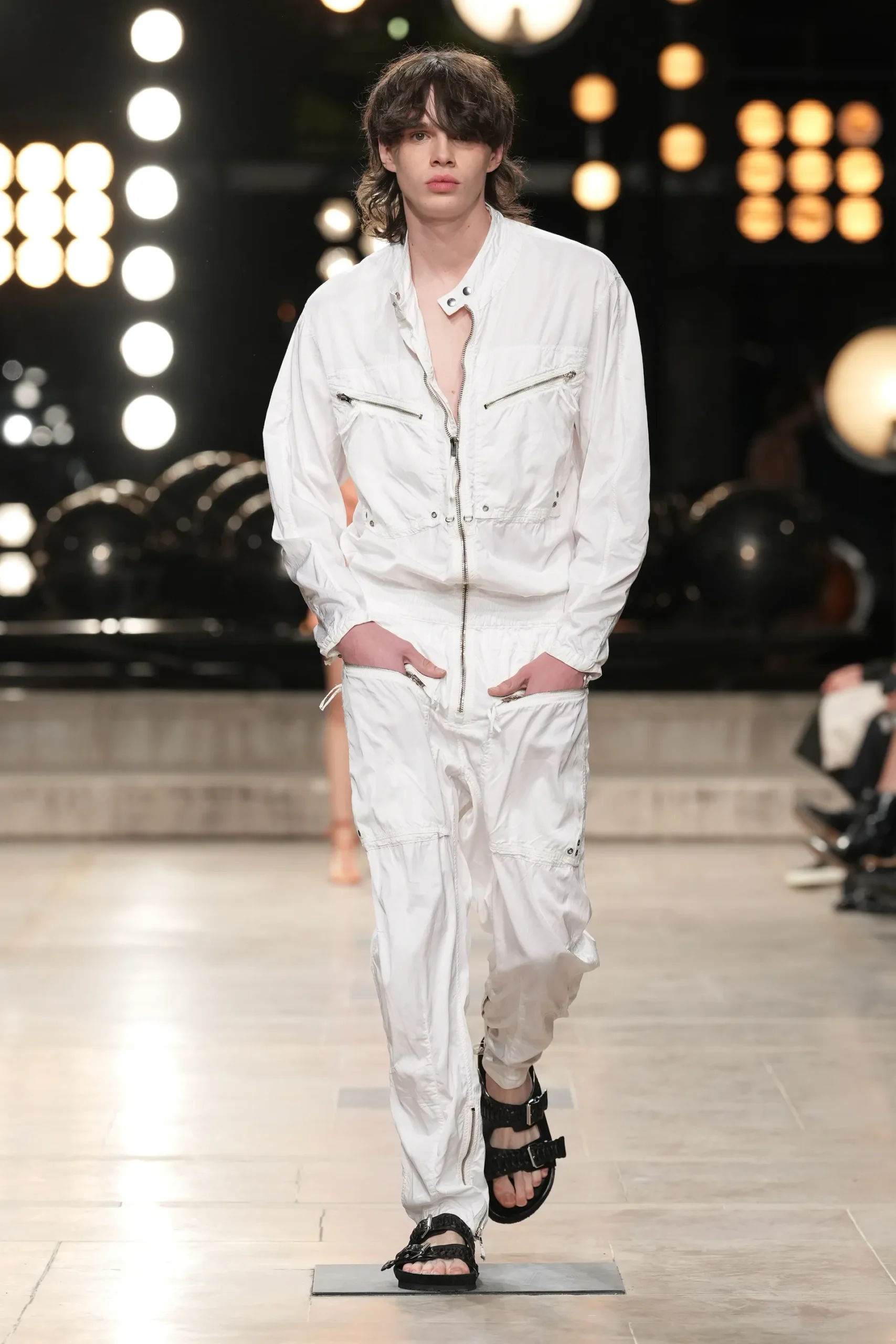 00035-isabel-marant-spring-2023-ready-to-wear-credit-gorunway