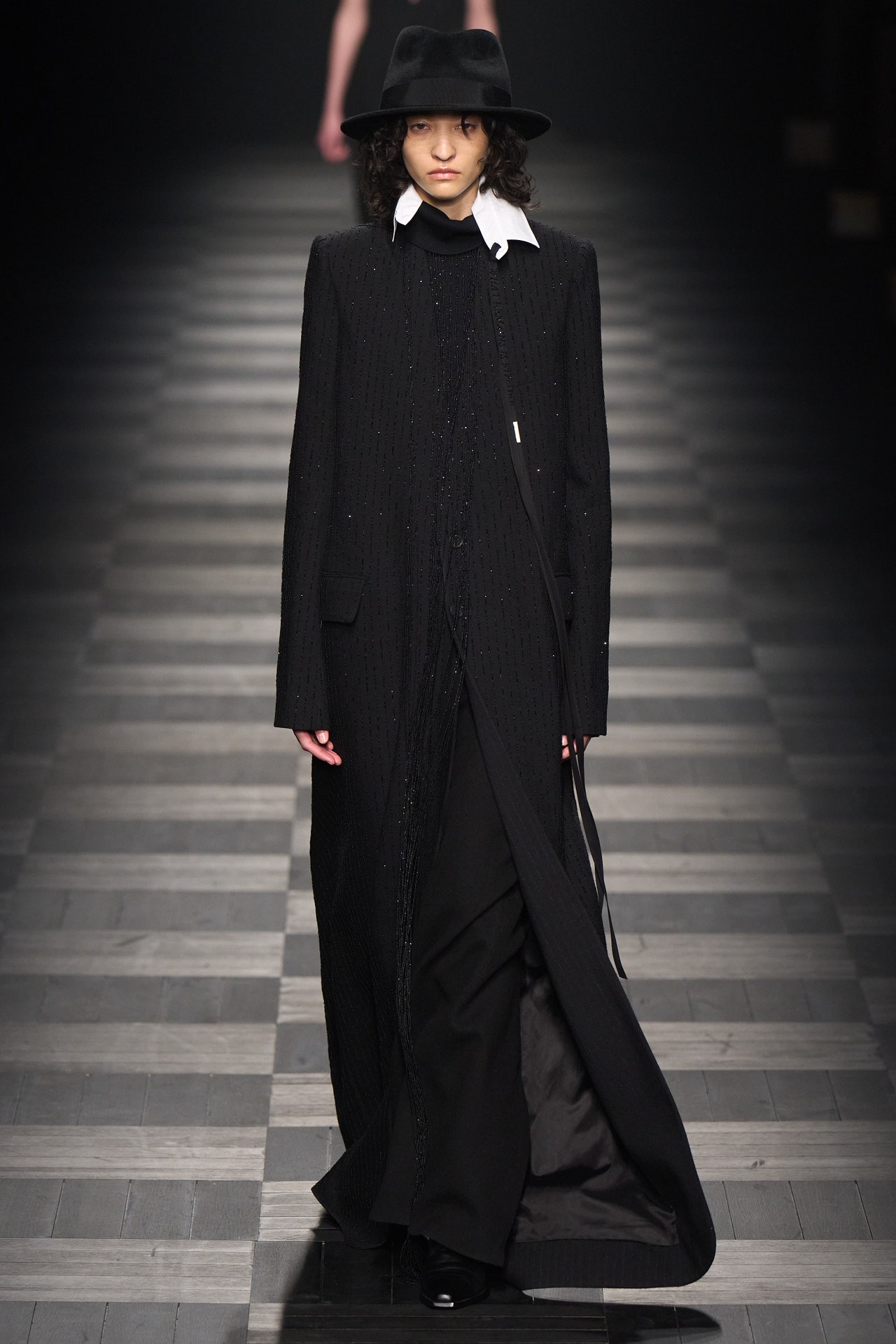 00036-ann-demeulemeester-fall-2022-ready-to-wear-paris-credit-filippo-fior-gorunway-1.jpeg