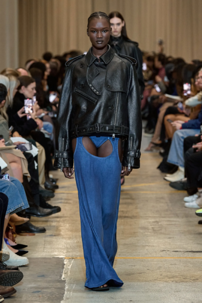 00036-burberry-spring-2023-ready-to-wear-credit-brand