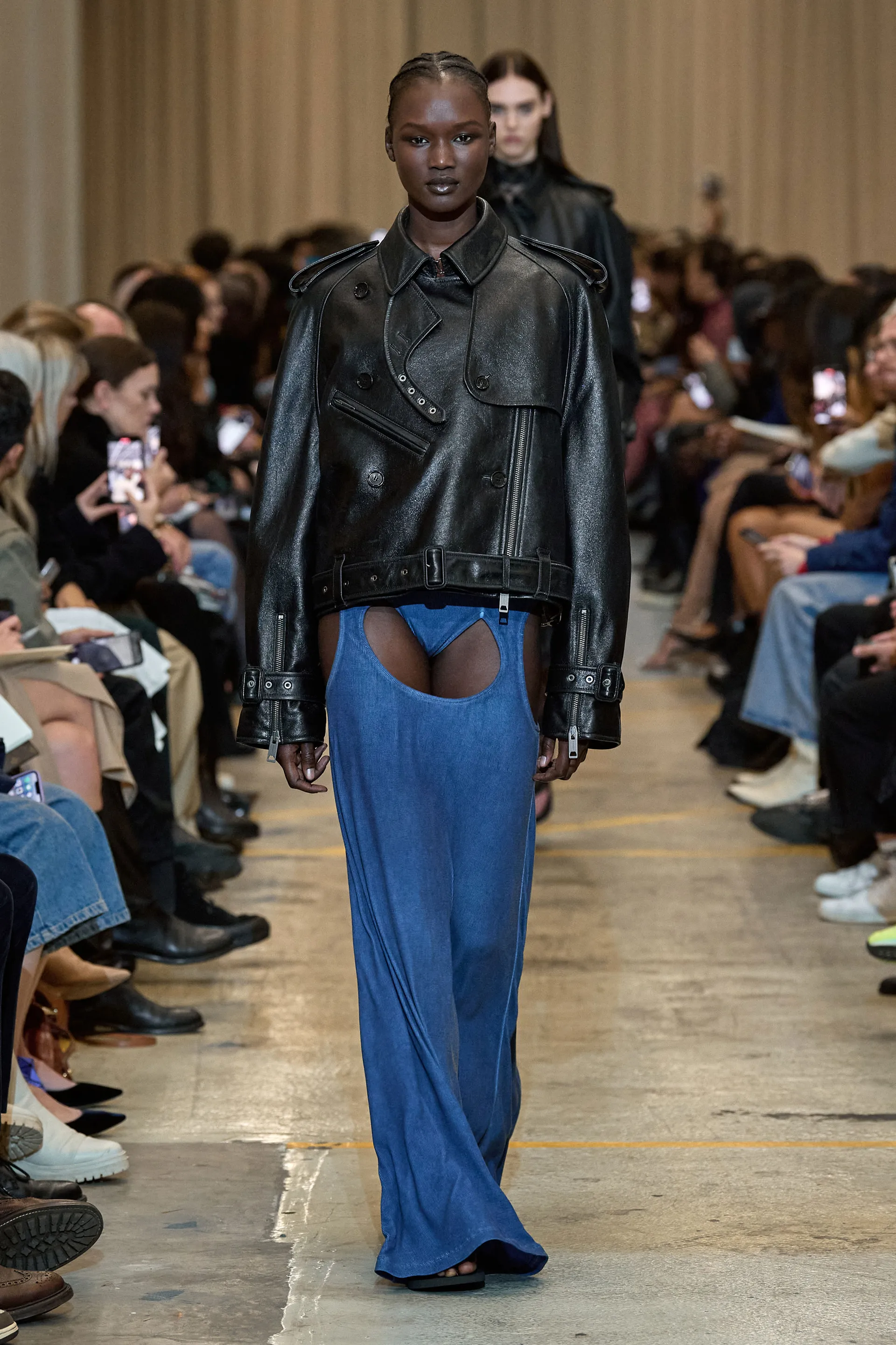 00036-burberry-spring-2023-ready-to-wear-credit-brand