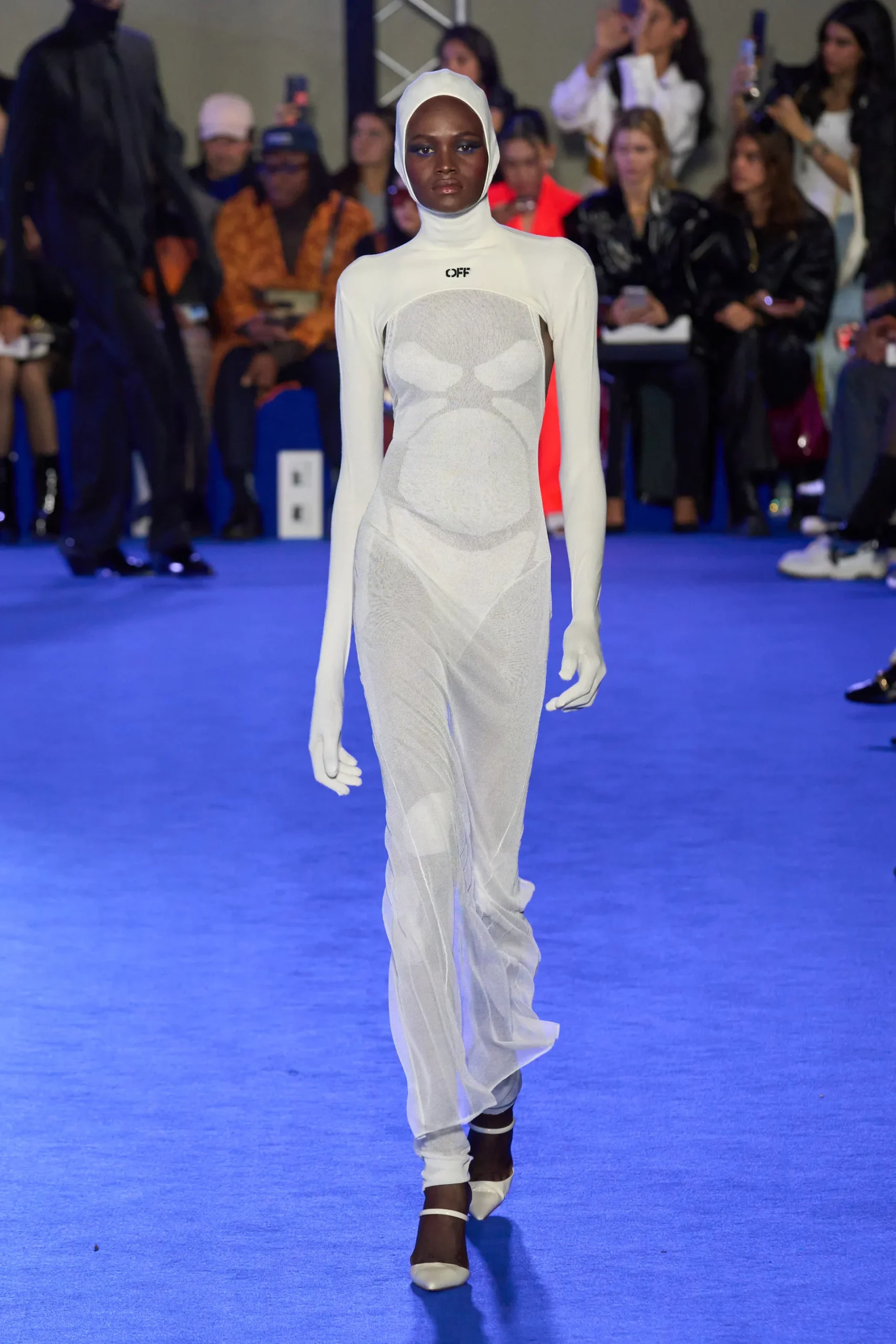 00037-off-white-spring-2023-ready-to-wear-credit-gorunway