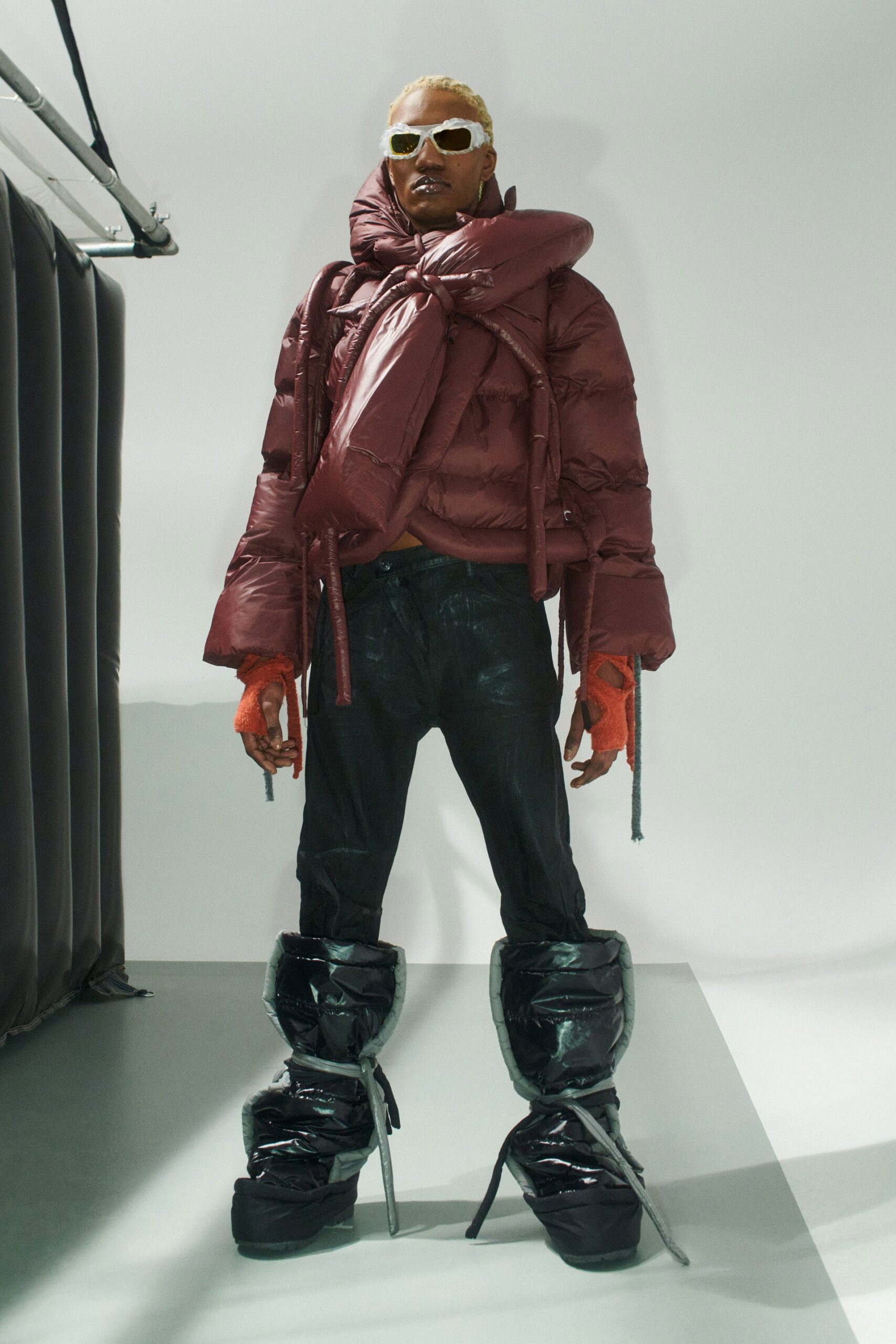 00037-ottolinger-fall-2022-ready-to-wear-paris-credit-mark-peckmezian-1.jpg