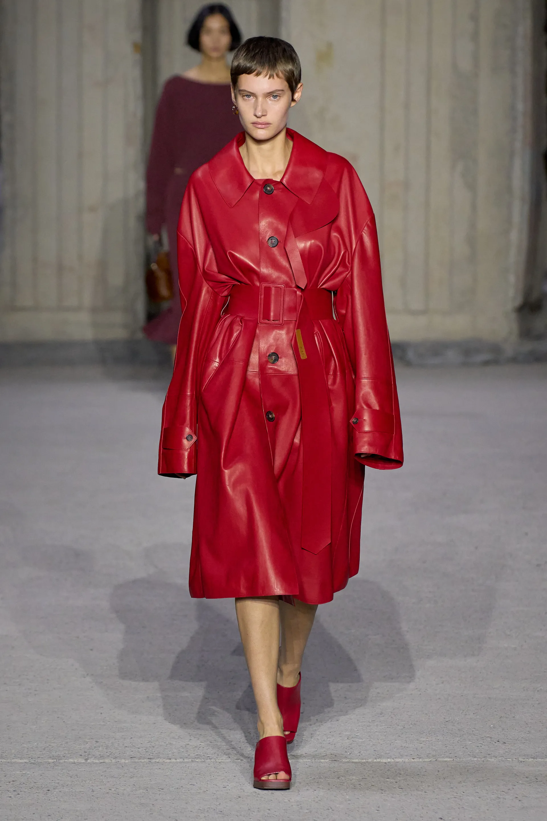 00037-tods-spring-2023-ready-to-wear-credit-gorunway