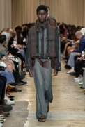 00038-burberry-spring-2023-ready-to-wear-credit-brand