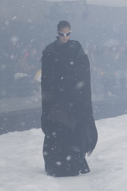 00039-balenciaga-fall-2022-ready-to-wear-paris-credit-brand-1.jpg