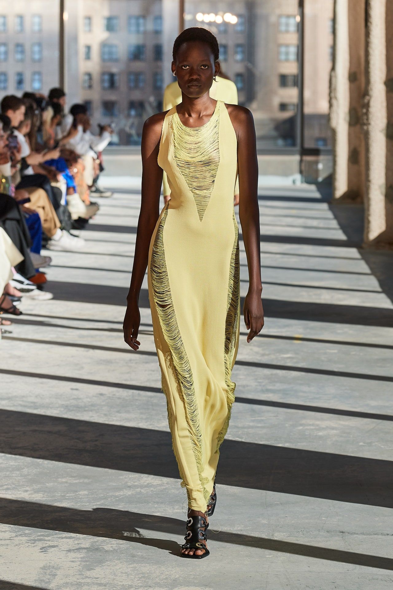 00039-dion-lee-spring-2023-ready-to-wear-credit-gorunway