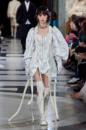 00039-simone-rocha-spring-2023-ready-to-wear-credit-gorunway