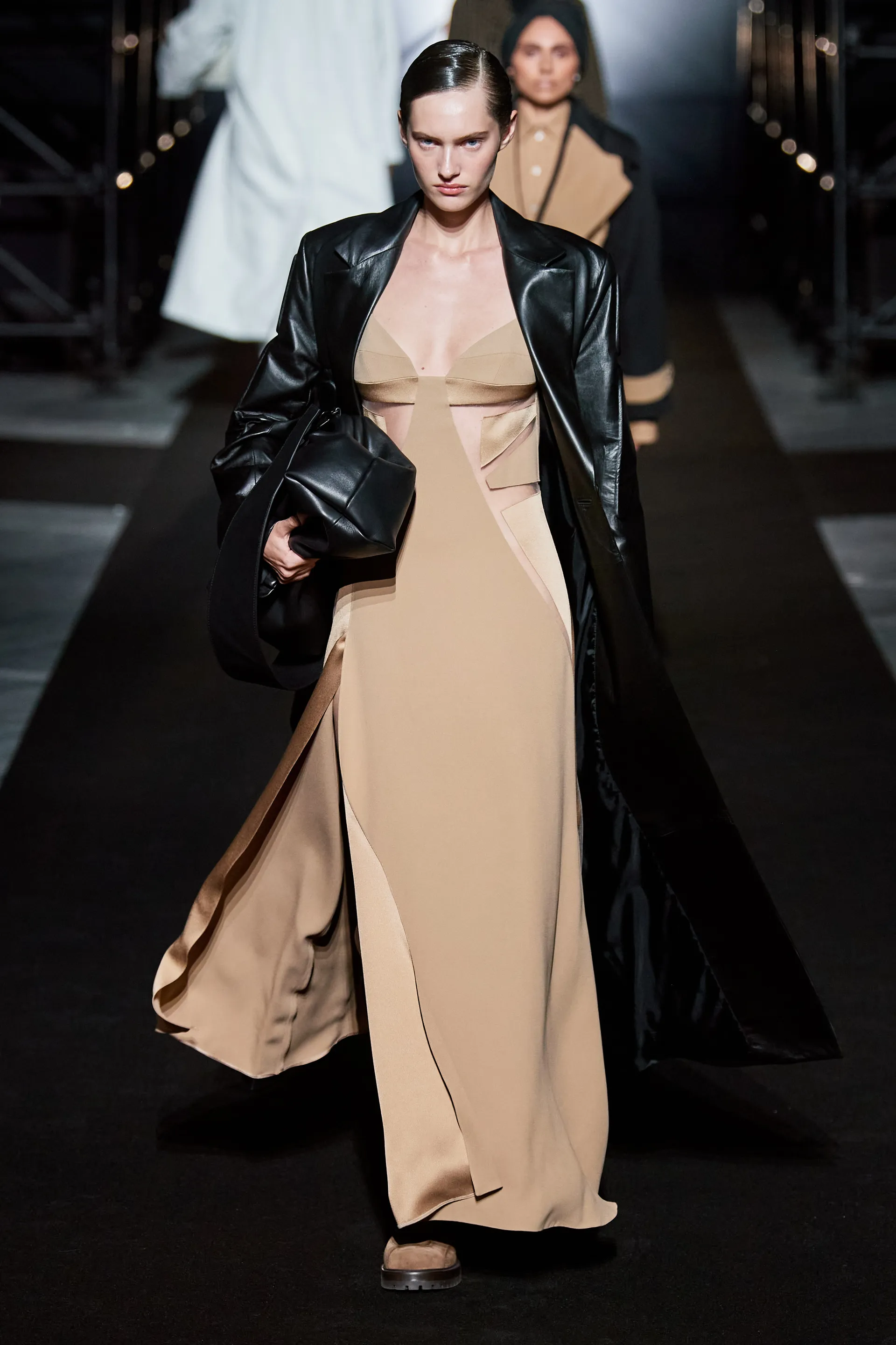 00040-boss-fall-2022-ready-to-wear-credit-gorunway