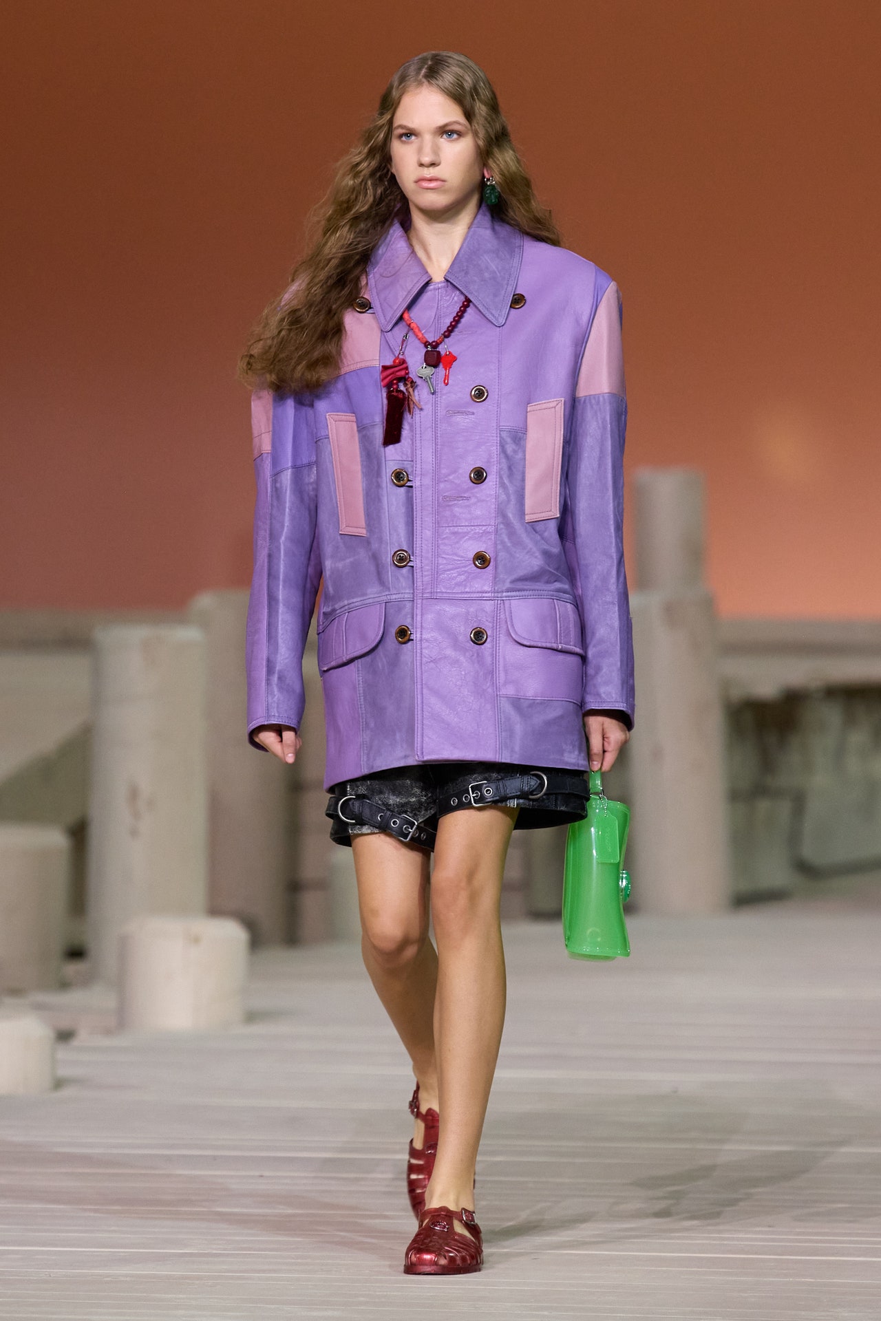 00040-coach-spring-2023-ready-to-wear-credit-gorunway