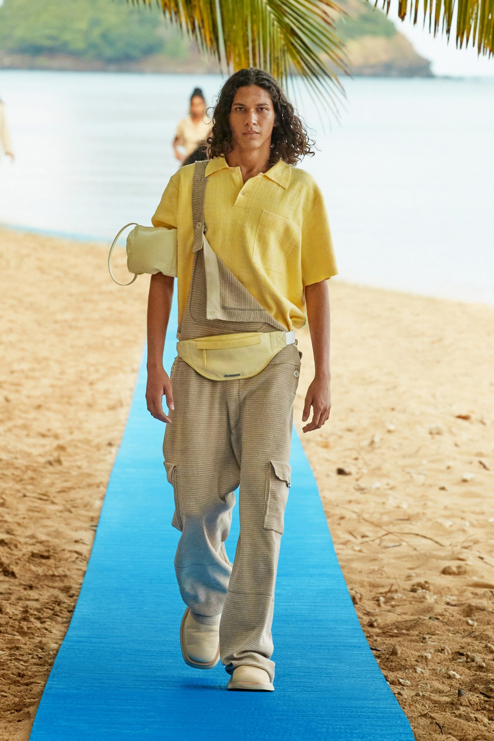 00040-jacquemus-spring-2022-ready-to-wear-credit-brand-1.jpg