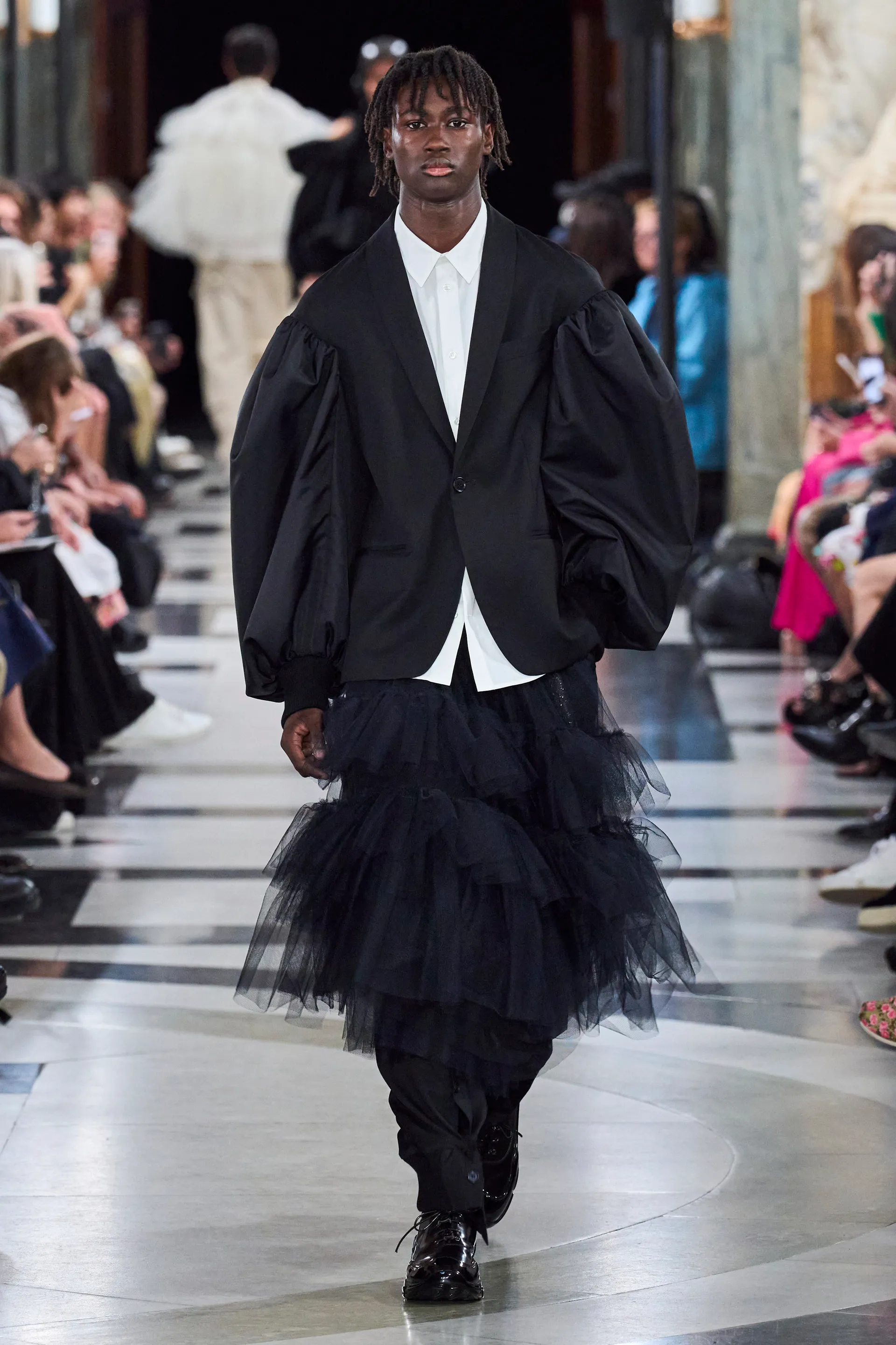 00040-simone-rocha-spring-2023-ready-to-wear-credit-gorunway