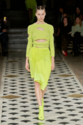 00040-undercover-spring-2023-ready-to-wear-credit-gorunway
