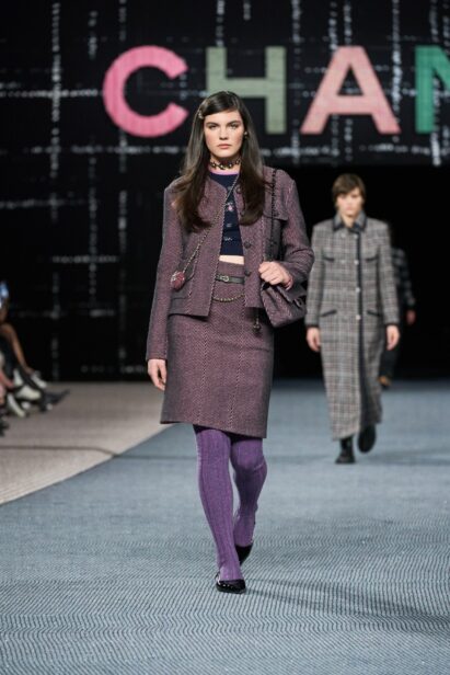 00041-chanel-fall-2022-ready-to-wear-paris-credit-gorunway-1.jpeg