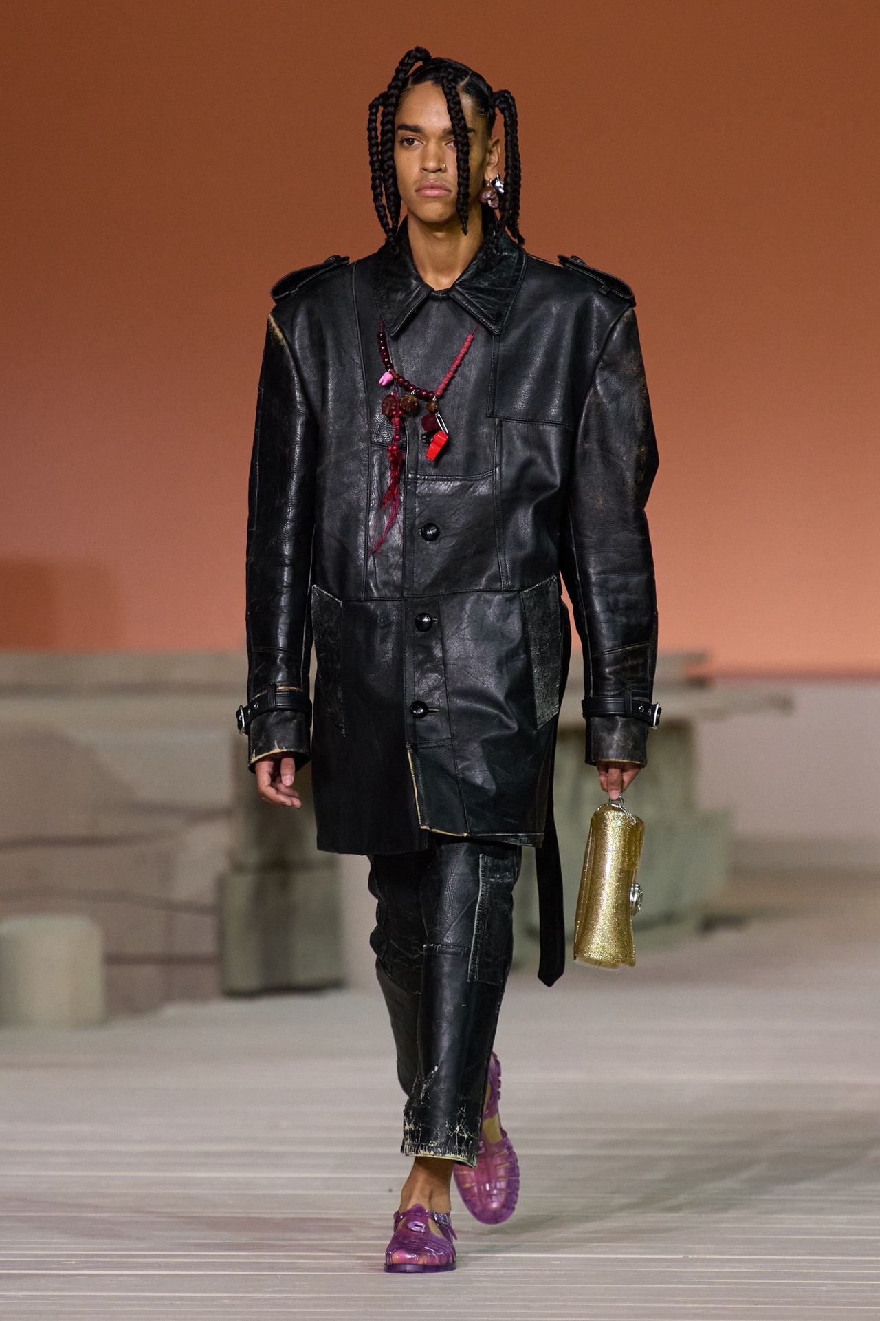 00041-coach-spring-2023-ready-to-wear-credit-gorunway