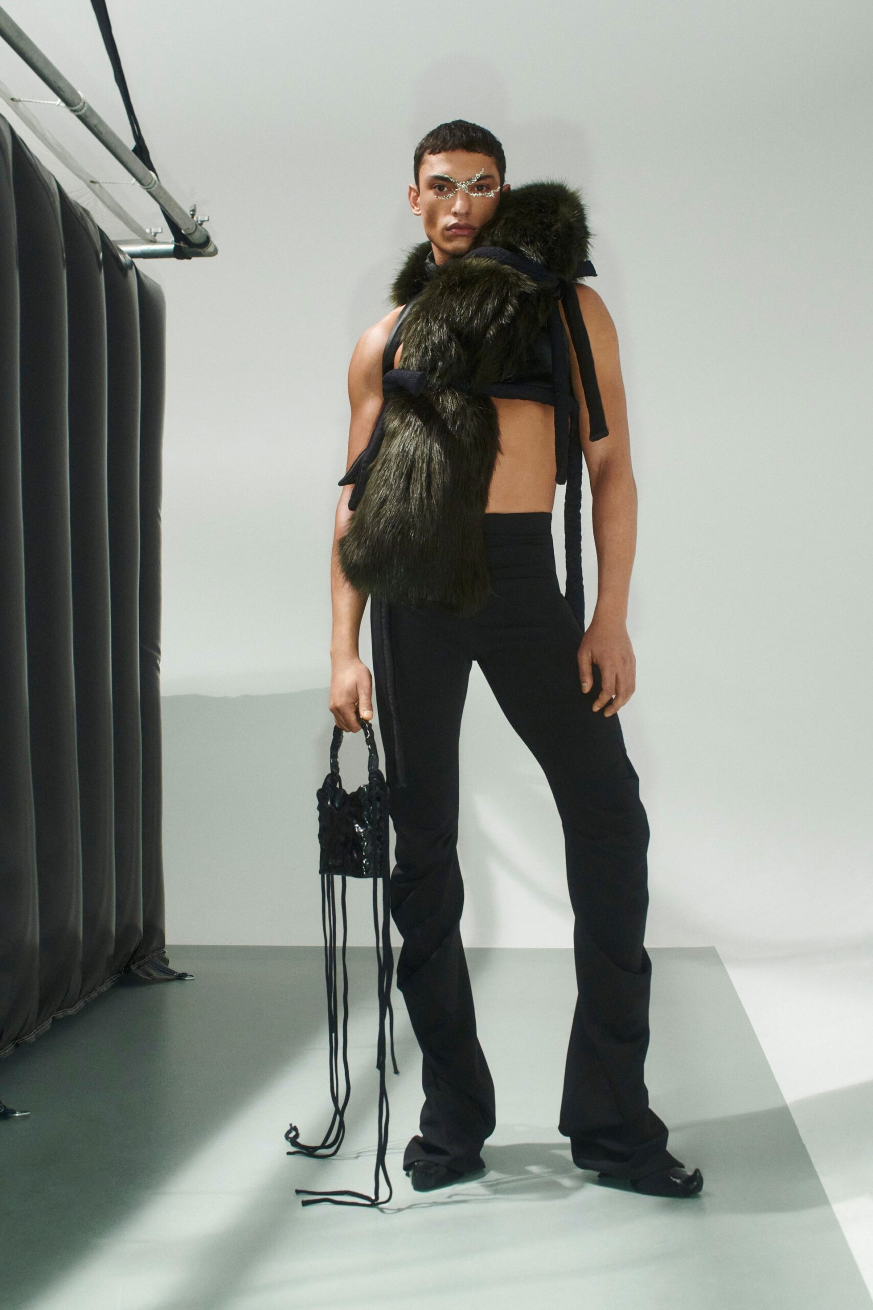 00041-ottolinger-fall-2022-ready-to-wear-paris-credit-mark-peckmezian-1.jpg