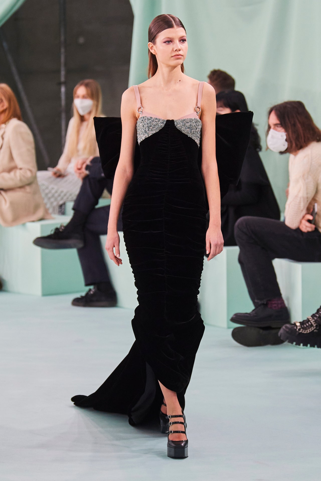 00042-del-core-fall-2022-ready-to-wear-credit-gorunway-1.jpeg