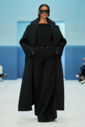 00042-max-mara-spring-2023-ready-to-wear-credit-gorunway