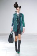 00042-thom-browne-fall-2022-credit-brand-1.jpeg